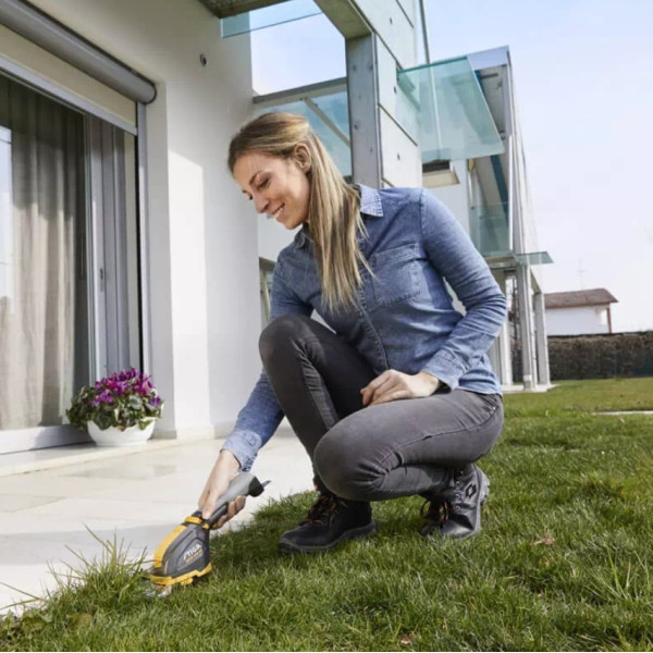 Аккумуляторный кусторез Stiga SGM102AE 10,8В - фото №11