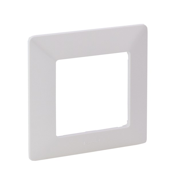 Рамка одноместная Legrand Valena Life белая