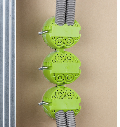 Негорючая установочная коробка HW 050 (Германия) - фото №7