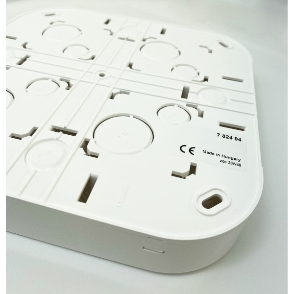 Рамка на 4 поста Legrand Forix белая - фото №2