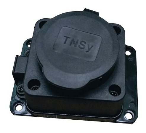 Силовая розетка TNSy RUBBER с защитной крышкой и заземлением IP44 (TNSy5000075)
