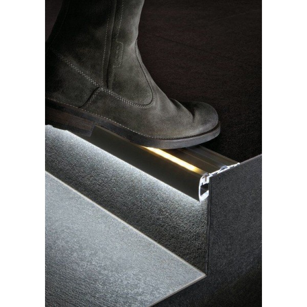 LED-профіль для сходів KLUS STEP чорний, 1 метр - фото №3