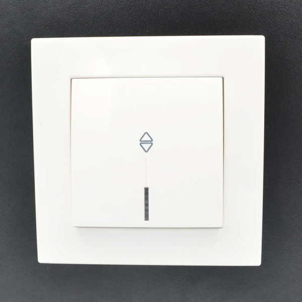 Выключатель ELBI ZENA белый 1кл проходной с подсветкой без рамки ( 609-010200-210 ) - фото №8