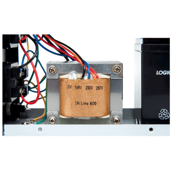 ДБЖ LogicPowerLP 650VA 390Вт - фото №4
