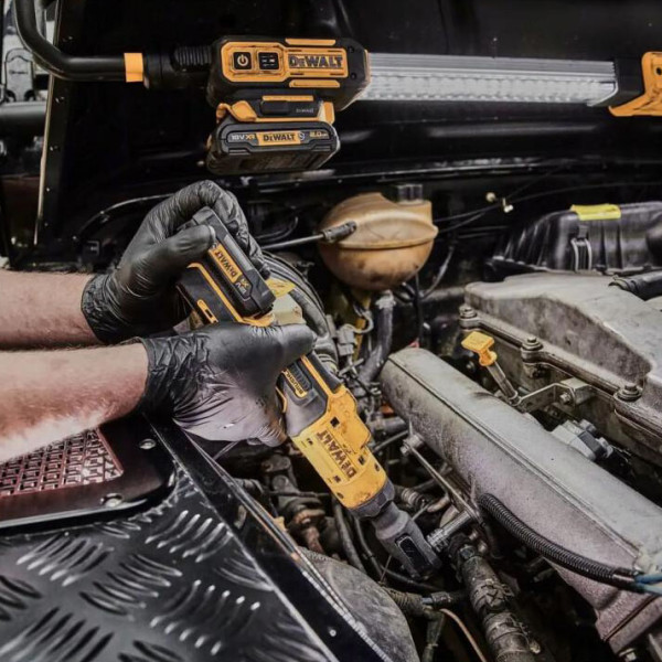 Гайкокрут кутовий (ключ-храповик) DeWALT DCF503EN безщітковий XR Li-Ion 12В 81Нм 0-250об/хв - фото №1