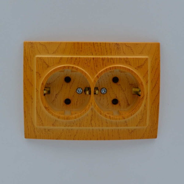 Розетка Nilson Touran дуб 2-на з заземленням ( 24251025 ) - фото №1
