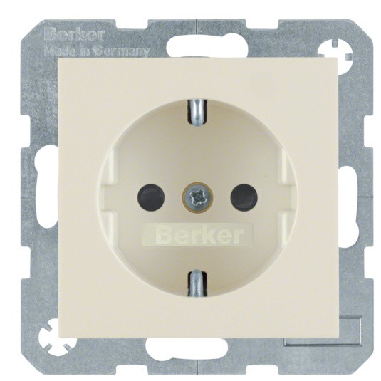 Розетка с защитой от детей, белая 16А/250В Berker S.1