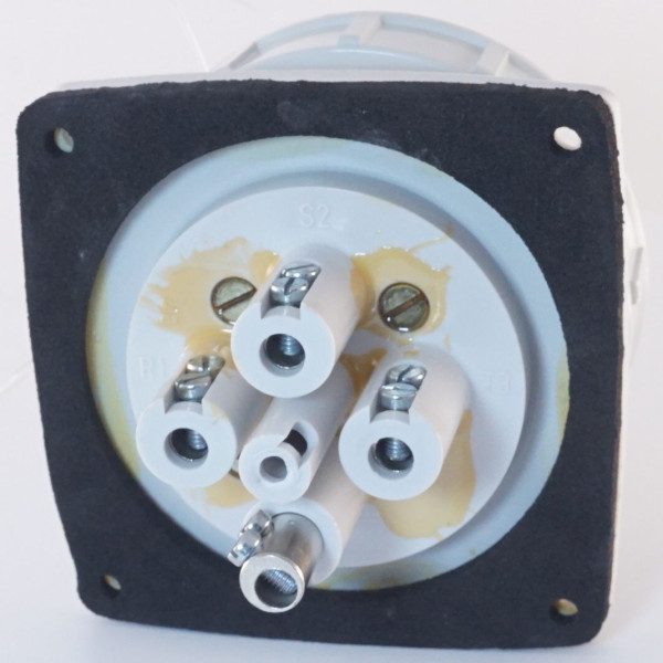 Настенная силовая вилка Sez IRG6343 - фото №5