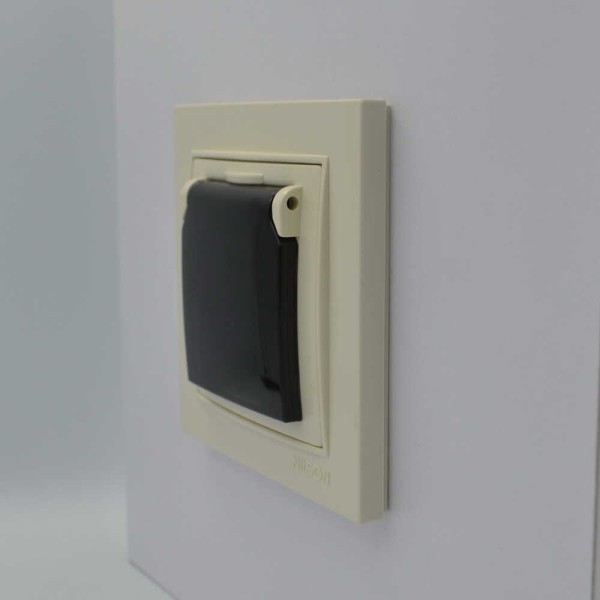 Розетка Nilson Thor кремова 1-на з заземленням з кришкою ( 27121018 ) - фото №2