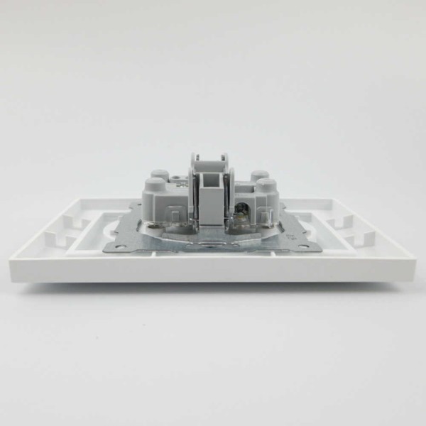 Розетка EL-BI VEGA белый мат 2-я без заземления ( 510-016200-908 / 230-908 ) - фото №4