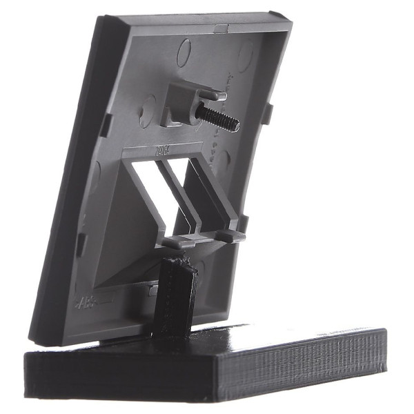 Накладка для розетки UAE антрацит Berker K.1 - фото №3