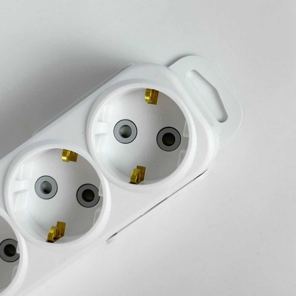 Колодка EL-BI 4-я с заземлением со шторками Myra ( 527-010200-401 ) - фото №4