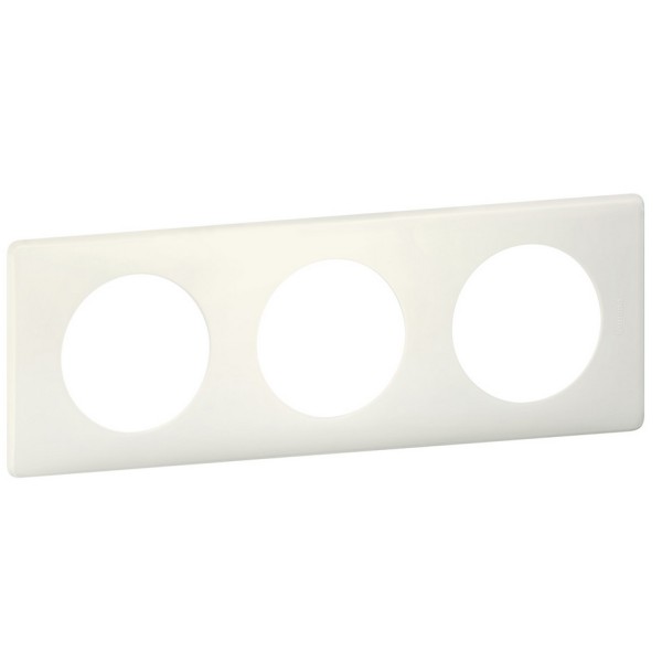 Рамка трехместная Legrand Celiane белый перкаль