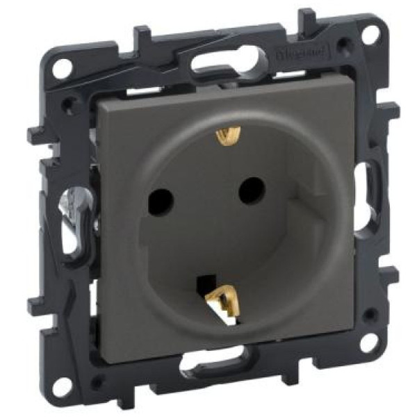 Розетка Legrand Niloe Step 16А 250В со шторками и заземлением зажимной механизм сталь (863420)