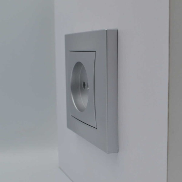 Розетка ELBI ZENA Silverline серый металлик 1-я без заземления без рамки ( 609-011000-215 ) - фото №4