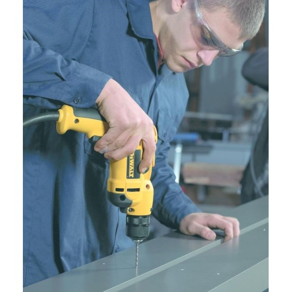 Дрель электрическая DeWALT DWD112S 701Вт - фото №2