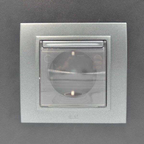 Розетка ELBI ZENA Silverline чорний металік 1-на з заземленням з кришкою без рамки ( 609-011100-218 ) - фото №6