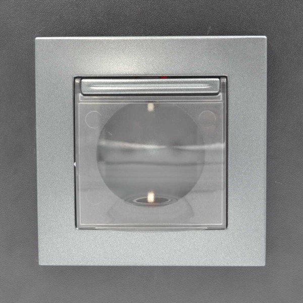 Розетка ELBI ZENA Silverline чорний металік 1-на з заземленням з кришкою без рамки ( 609-011100-218 ) - фото №7