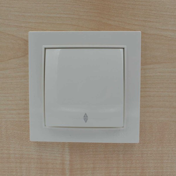 Вимикач Nilson Thor бкремовий 1кл прохідний ( 27121007 ) - фото №3