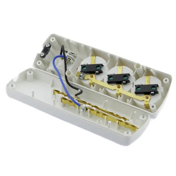 Колодка SEZ GN-370S WS BI на 3 гнезда с заземлением и выключателем - фото №3