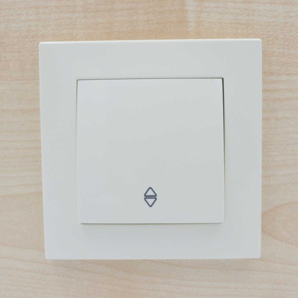 Вимикач ELBI ZENA кремовий 1кл прохідний без рамки ( 609-010300-209 ) - фото №7