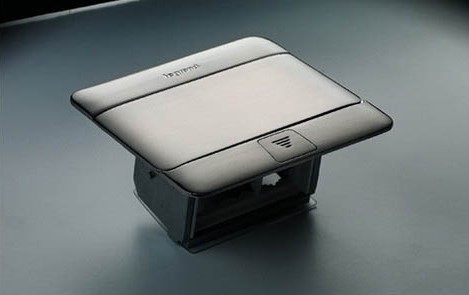 Лючок із висувним блоком Legrand 54021 4М (нержавіюча сталь) - фото №1