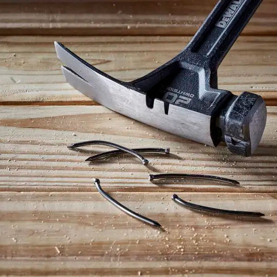 Цельнометаллический молоток DeWALT DWHT51004-0 Rip-Claw 355мм - фото №3