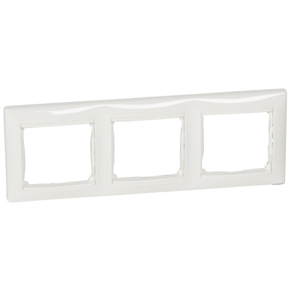 Рамка тройная Valena горизонтальная белая
