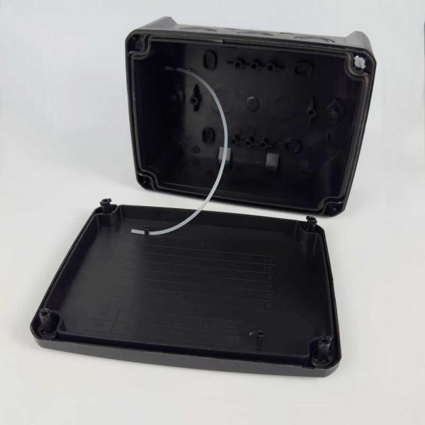 Коробка распределительная СКИМ K160B 163х123х68 без отверстий черная IP67 ( B1102015 ) - фото №1