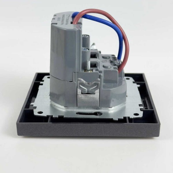 Розетка EL-BI VEGA антрацит матовый 1-я с/з + 2USB (Type C+A) 3A ( 510-016700-347 ) - фото №3