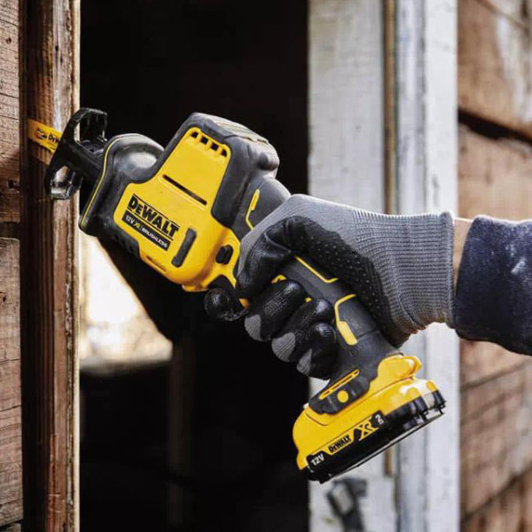 Сабельная аккумуляторная пила DeWALT DCS312N XR Li-Ion 10,8/12В 0-2800 ход/мин - фото №5