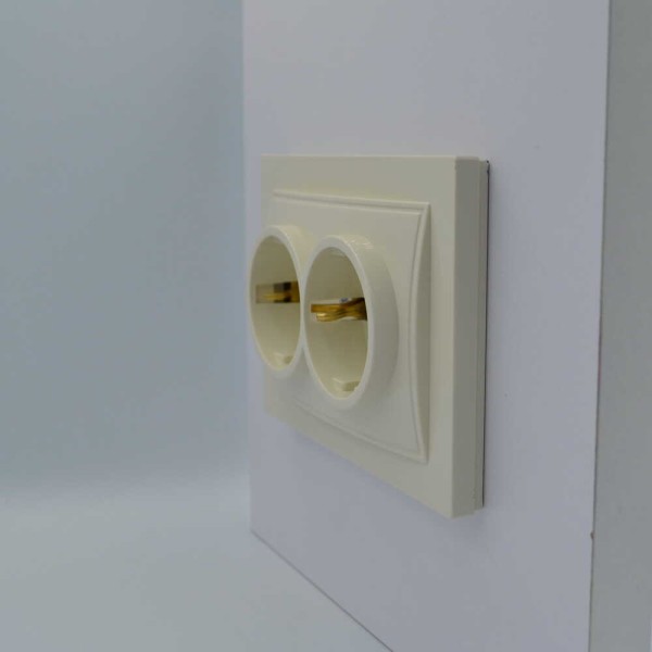 Розетка Nilson Thor кремова 2-на з заземленням ( 27121025 ) - фото №2