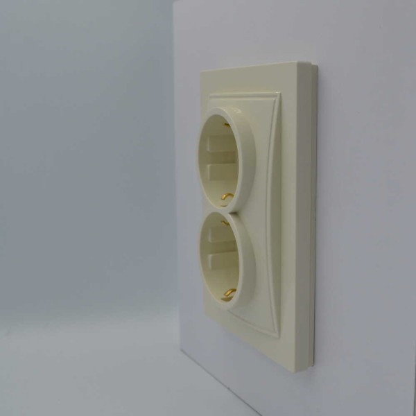Розетка Nilson Thor кремова 2-на з заземленням ( 27121025 ) - фото №4