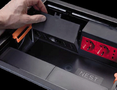 Напольный лючок DKC 01368 ANTISC 8М NEST-8 с крышкой под декоративную вставку - фото №3