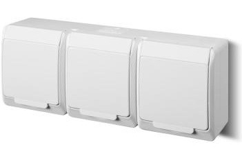Розетка накладна 3-місна з кришкою біла Elektro-Plast Hermes IP44, 0326-02 - фото №1