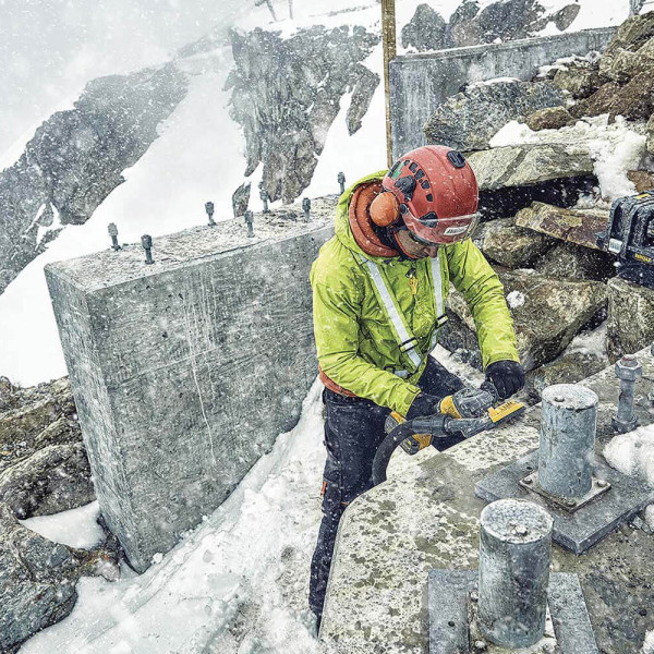 Кутова акумуляторна безщіткова шліфмашина DeWALT DCG418NT Flexvolt XR Li-lon 54В Ø125мм 9000об/хв - фото №5