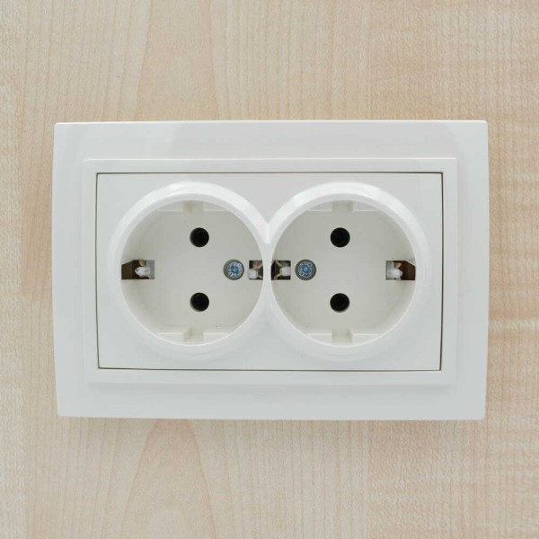 Розетка ELBI ZENA кремовая 2-я с заземлением ( 500-010300-907 ) - фото №4