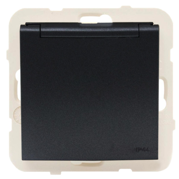 Одинарная розетка с крышкой Logus 20634 TPM 2P+Z Шуко 16А 250В (черная матовая)