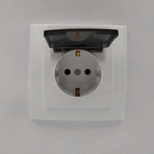 Розетка Nilson Touran біла 1-на з заземленням з кришкою ( 24111018 ) - фото №2