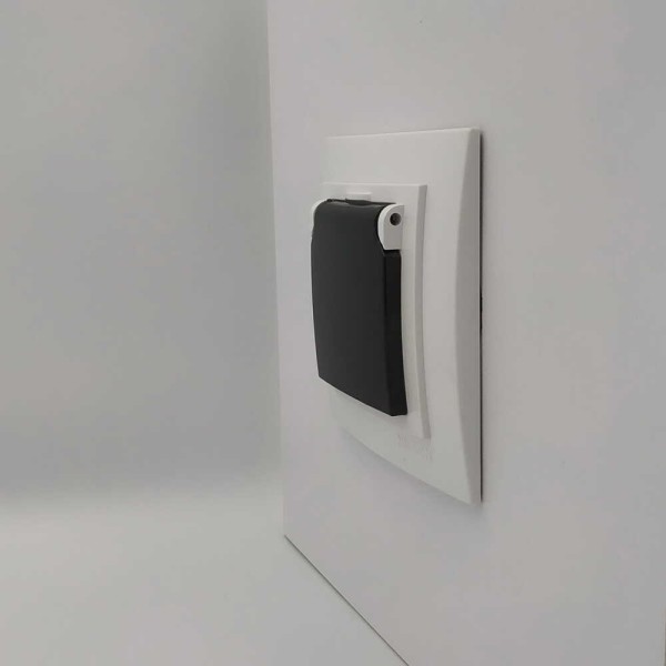 Розетка Nilson Touran біла 1-на з заземленням з кришкою ( 24111018 ) - фото №5